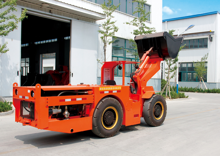 內燃鏟運機xywj-1